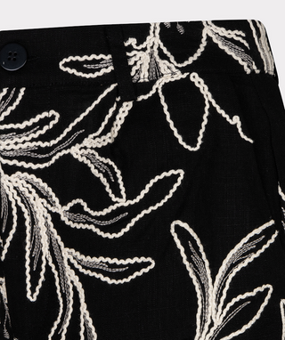 Shorts Flower Embroidery
