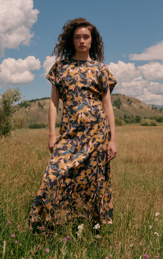 Kamari Dress Mellow