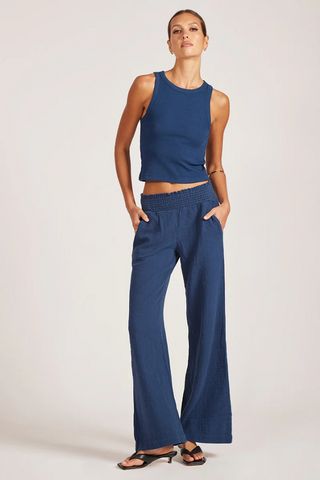 Cropped Wide Leg Pant